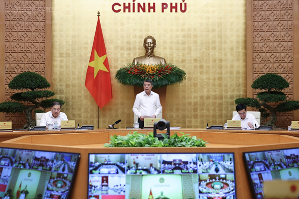 Thủ tướng: Quyết tâm cao nhất để GDP quý IV tăng trên 12,5%