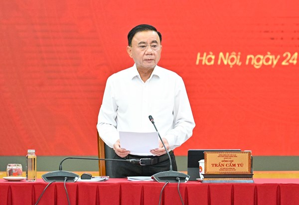 Quy định mới về trách nhiệm của đảng viên đang công tác đối với tổ chức đảng và nhân dân nơi cư trú 