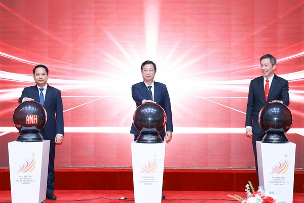 Phó Chủ tịch Cao Xuân Thạo dự Lễ công bố Giải thưởng “Vinh danh Người truyền lửa” cấp quốc gia năm 2026
