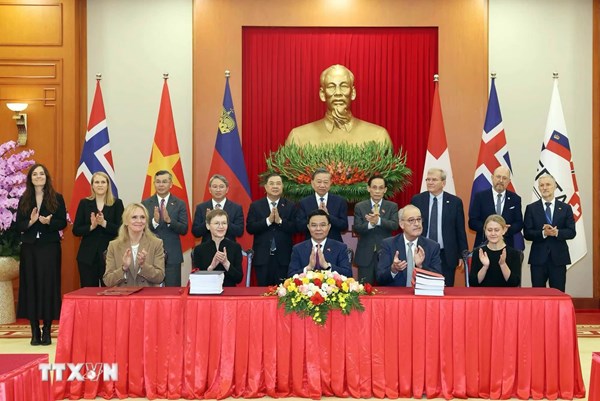 Tổng Bí thư, Chủ tịch nước Tô Lâm chứng kiến Lễ ký Hiệp định thương mại tự do Việt Nam - EFTA