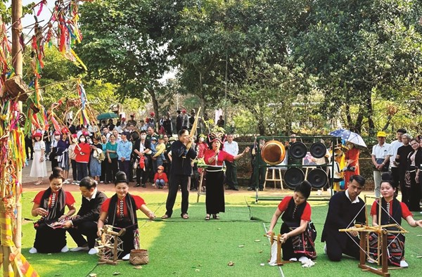 Sơn La: Mỗi con chữ là một bước tiến tới bình đẳng giới