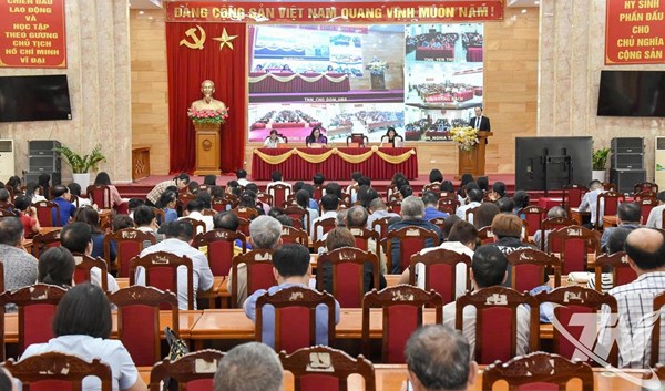 Thái Nguyên: Các ứng cử viên đại biểu Quốc hội khóa XVI tiếp xúc cử tri 6 xã phía Bắc Thái Nguyên