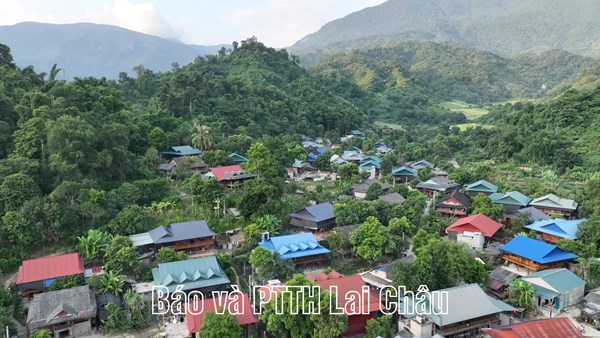 Lai Châu: Phát huy vai trò người có uy tín trong xóa bỏ hủ tục