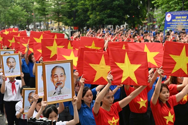 Thế hệ trẻ lan tỏa niềm tự hào dân tộc trong Lễ chào cờ “Tôi yêu Tổ quốc tôi” trên toàn quốc