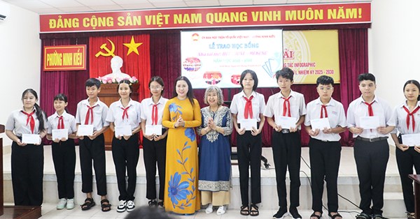 Nhiều hoạt động tiếp sức đến trường cho học sinh phường Ninh Kiều có hoàn cảnh khó khăn