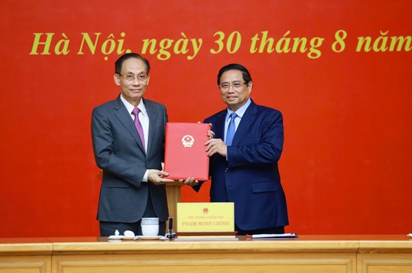 Thủ tướng Phạm Minh Chính trao quyết định giao quyền Bộ trưởng Bộ Ngoại giao