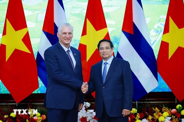 Thủ tướng: Việt Nam trân trọng và gìn giữ mối quan hệ hữu nghị đặc biệt với Cuba