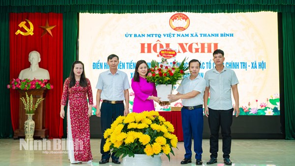 Ninh Bình: Tuyên dương điển hình tiên tiến của MTTQ và các tổ chức chính trị - xã hội xã Thanh Bình
