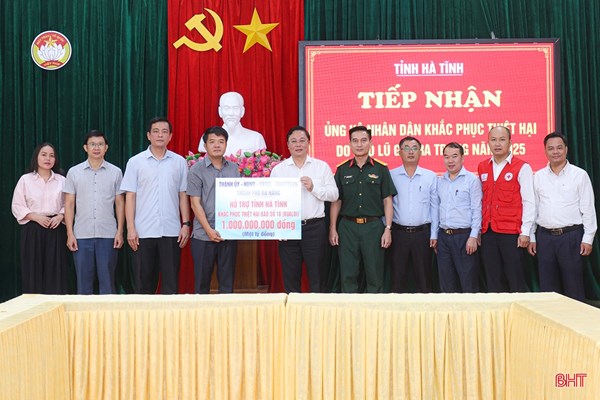Các địa phương, tổ chức hỗ trợ Hà Tĩnh khắc phục hậu quả bão lũ
