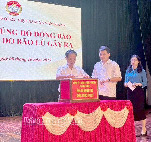 Hưng Yên: Uỷ ban MTTQ Việt Nam xã Văn Giang phát động ủng hộ đồng bào bị thiệt hại do bão số 10