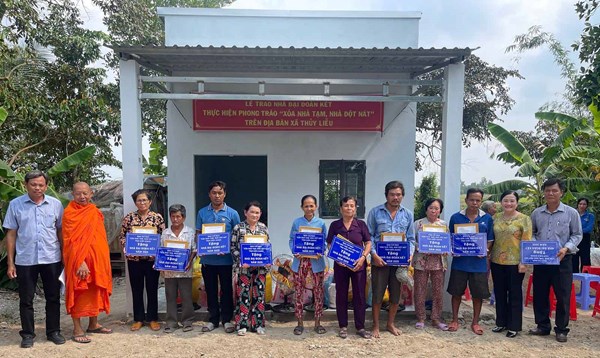 An Giang: Ủy ban MTTQ Việt Nam xã Định Hòa đẩy mạnh công tác an sinh xã hội