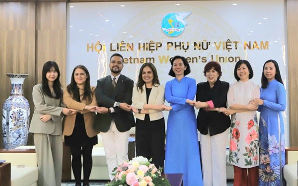 Việt Nam và Chi-lê trao đổi kinh nghiệm nâng cao vai trò của phụ nữ và công tác bình đẳng giới