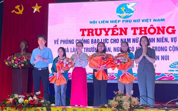 Đắk Lắk: Truyền thông phòng, chống bạo lực gia đình tại xã Ea Kiết