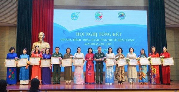 “Đồng hành cùng phụ nữ biên cương”: Tăng cường thế trận biên phòng toàn dân vững chắc