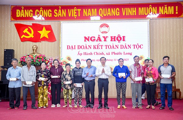 Cà Mau: Ngày hội Đại đoàn kết - Thắt chặt khối đại đoàn kết toàn dân tộc