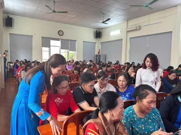 Hơn 1.000 cán bộ, hội viên phụ nữ đặc khu Vân Đồn đóng góp ý kiến Dự thảo Văn kiện Đại hội Đảng XIV