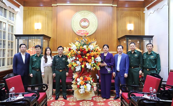 Bộ đội Biên phòng chúc mừng Ủy ban Trung ương MTTQ Việt Nam nhân 95 năm Ngày truyền thống