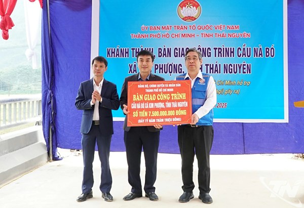 Thái Nguyên: Khánh thành, bàn giao công trình cầu Nà Bó, xã Kim Phượng