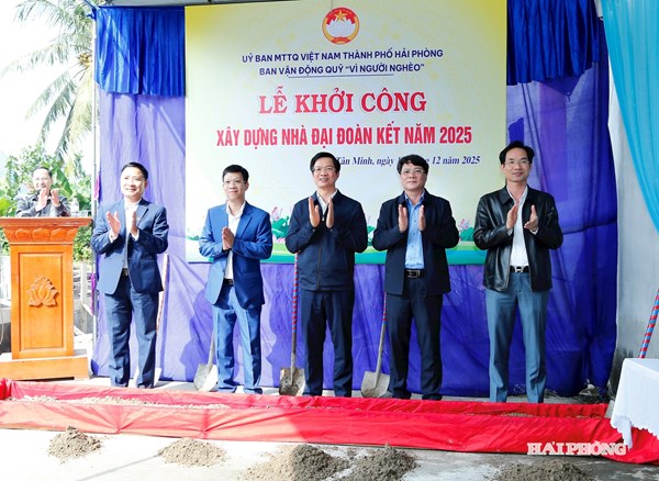 Hải Phòng: Chủ tịch Ủy ban MTTQ Việt Nam thành phố làm việc với Đảng ủy xã Tân Minh