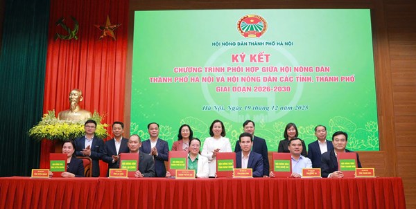 Hà Nội: Hội nghị tổng kết Chương trình phối hợp giữa Hội Nông dân thành phố với Hội Nông dân các tỉnh, thành phố