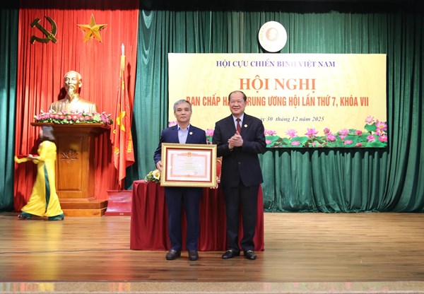 Hội nghị Ban Chấp hành Trung ương Hội Cựu chiến binh Việt Nam lần thứ 7, khóa VII