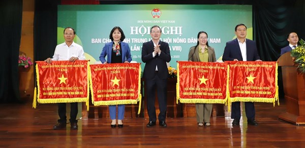 Hội nghị Ban Chấp hành Trung ương Hội Nông dân Việt Nam lần thứ 7, khóa VIII
