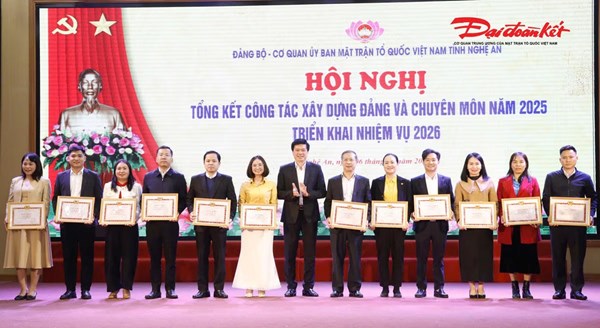 Nghệ An: Ủy ban MTTQ Việt Nam tỉnh tổ chức Hội nghị tổng kết công tác xây dựng Đảng và công tác chuyên môn năm 2025