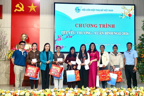 Trung ương Hội LHPN Việt Nam tổ chức chương trình “Tết yêu thương” tại tỉnh Hà Tĩnh