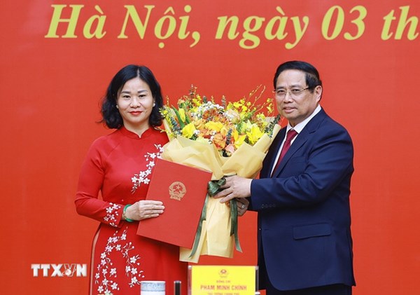 Trao Quyết định điều động, bổ nhiệm lãnh đạo Đảng ủy Chính phủ và 4 bộ, cơ quan