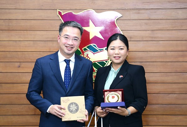 Trung ương Đoàn TNCS Hồ Chí Minh tiếp Đoàn đại biểu Hội đồng Giao lưu chính trị Úc