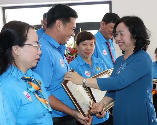 Thành phố Hồ Chí Minh tuyên dương gương tiêu biểu trong học tập và làm theo tư tưởng, đạo đức, phong cách Hồ Chí Minh 