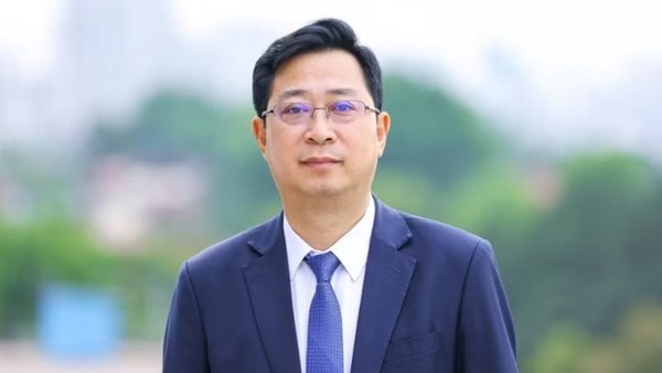 Thắp sáng ngọn lửa nhân văn