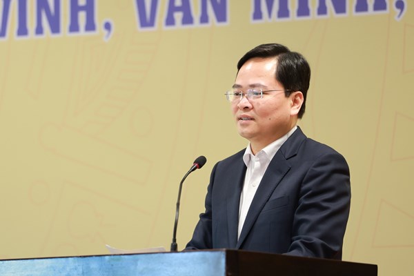 Khơi dậy mạnh mẽ tinh thần yêu nước, sức sáng tạo của nhân dân, phát huy dân chủ, đồng thuận xã hội 
