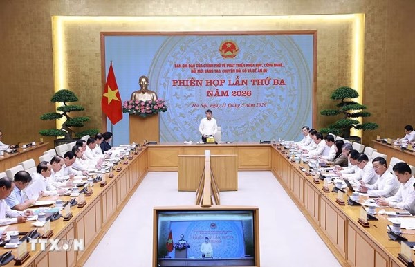 Thủ tướng chủ trì phiên họp của BCĐ phát triển khoa học công nghệ và Đề án 06
