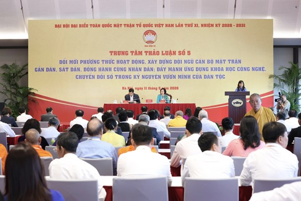 Đổi mới phương thức hoạt động, xây dựng đội ngũ cán bộ Mặt trận gần dân, sát dân, đồng hành cùng nhân dân 
