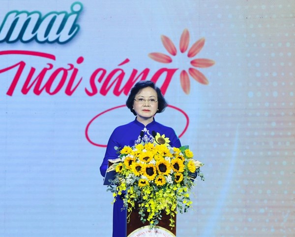 Không để bệnh nhân ung thư nghèo đơn độc trong cuộc chiến giành giật sự sống