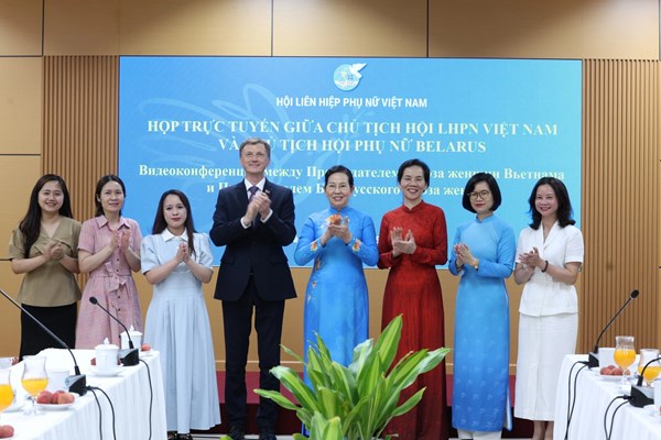 Trung ương Hội LHPN Việt Nam tổ chức cuộc họp trực tuyến với Hội Phụ nữ Belarus