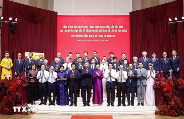 Tổng Bí thư, Chủ tịch nước Tô Lâm gặp gỡ cộng đồng người Việt Nam tại Thái Lan