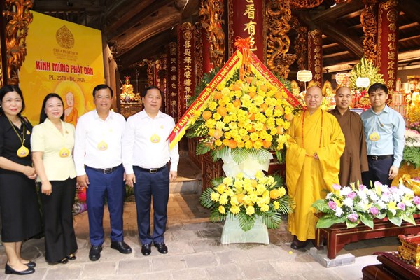 Phó Chủ tịch UBTƯ MTTQ Việt Nam Nguyễn Phi Long thăm, chúc mừng Đại lễ Phật đản năm 2026 – Phật lịch 2570