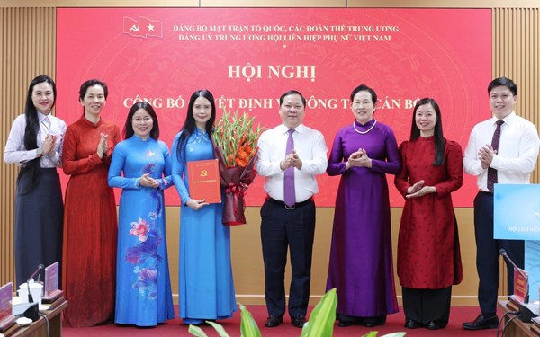 Đảng ủy Trung ương Hội LHPN Việt Nam tổ chức hội nghị Công bố quyết định về công tác cán bộ