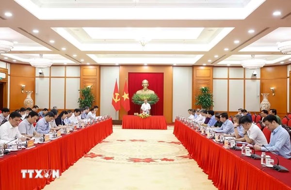 Trọng tâm công tác xây dựng Đảng, công tác tổ chức, cán bộ theo tinh thần Nghị quyết Đại hội XIV của Đảng