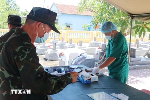 Quảng Ngãi lấy mẫu hơn 13.000 phần mộ liệt sỹ, thu nhận mẫu ADN thân nhân