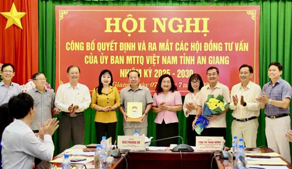 An Giang: Ủy ban MTTQ Việt Nam tỉnh công bố quyết định thành lập các Hội đồng tư vấn nhiệm kỳ 2025 - 2030
