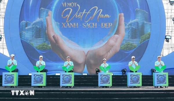 Từ quản lý đến quản trị môi trường hiện đại: Bước chuyển chiến lược kiến tạo phát triển xanh