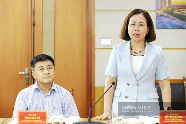 Phó Chủ tịch Trung ương Hội Nông dân Việt Nam dự sinh hoạt Chi bộ 1 Đảng bộ Báo Nông thôn Ngày nay