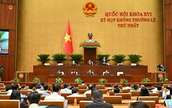Khơi thông nguồn lực cho đổi mới sáng tạo và chuyển đổi số