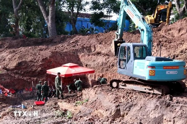 Phát hiện 8 mộ tập thể và quy tập 311 hài cốt liệt sỹ tại công viên Lê Thị Riêng