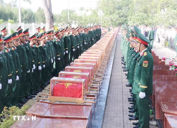 Cần Thơ: Tổ chức lễ viếng, truy điệu và an táng 38 hài cốt liệt sỹ