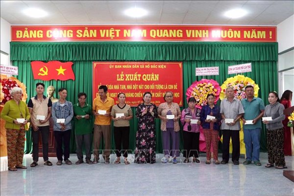 Cần Thơ: Lễ xuất quân hỗ trợ xóa nhà tạm, nhà dột nát cho con đẻ của người hoạt động kháng chiến bị nhiễm chất độc hóa học