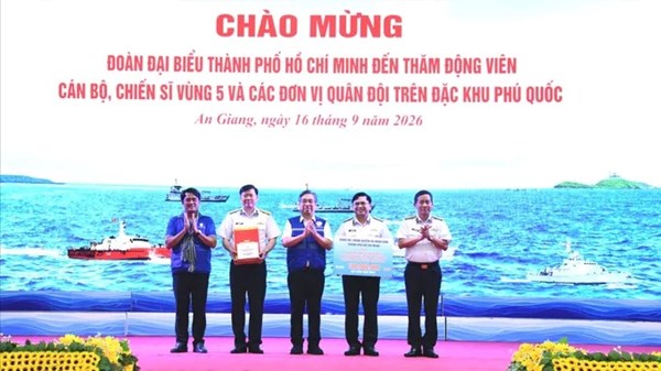 Thành phố Hồ Chí Minh trao tặng nhiều công trình đến cán bộ, chiến sĩ ở đặc khu Phú Quốc